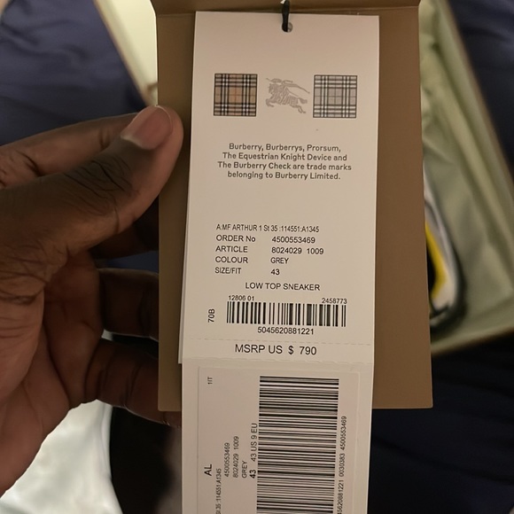 The shoe is in great condition, they a size 9.5 - Picture 9 of 11